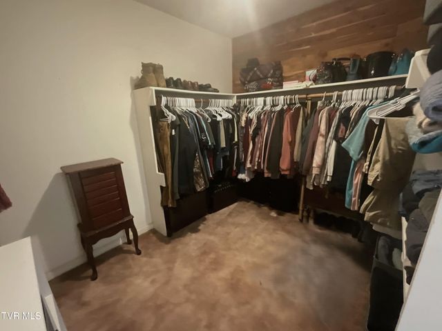 704 River Road, Church Hill, TN 37642