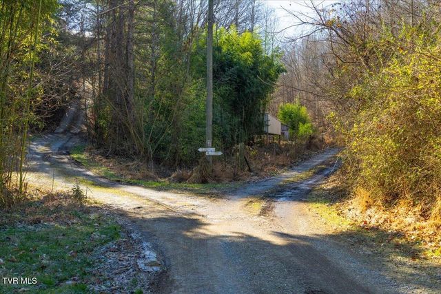 704 River Road, Church Hill, TN 37642