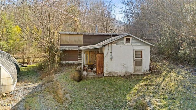 704 River Road, Church Hill, TN 37642