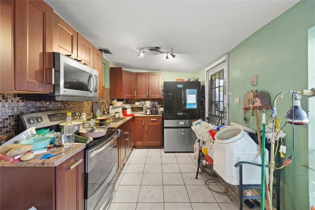 1975 SW 41st Ave, Fort Lauderdale, FL 33317