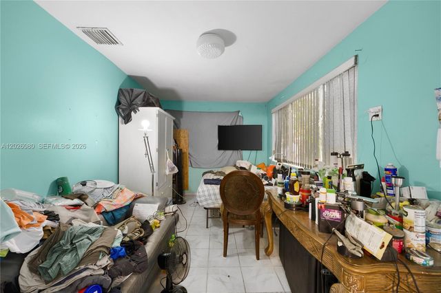 1975 SW 41st Ave, Fort Lauderdale, FL 33317
