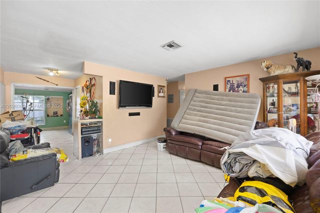 1975 SW 41st Ave, Fort Lauderdale, FL 33317