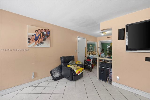1975 SW 41st Ave, Fort Lauderdale, FL 33317