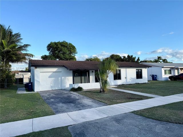 15235 SW 108th Ct, Miami, FL 33157