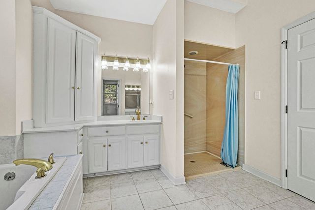 610 Innisbrook Lane, Spartanburg, SC 29306