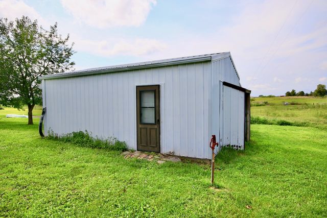 12197 211 Avenue, Van Wert, IA 50262