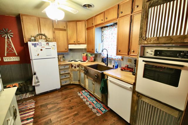 12197 211 Avenue, Van Wert, IA 50262