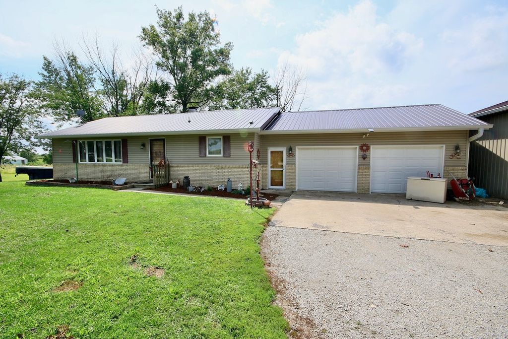 12197 211 Avenue, Van Wert, IA 50262