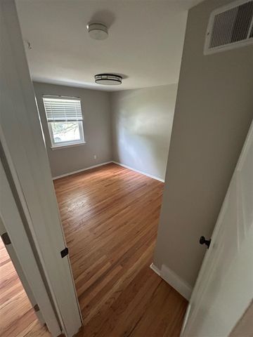 2930 Marshall Street, Ann Arbor, MI 48108