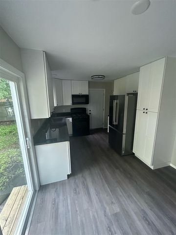 2930 Marshall Street, Ann Arbor, MI 48108