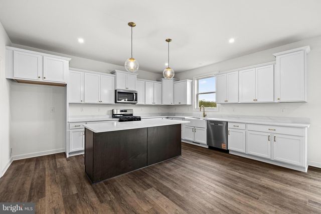 347 STEEPLE VIEW DR, Hanover, PA 17331
