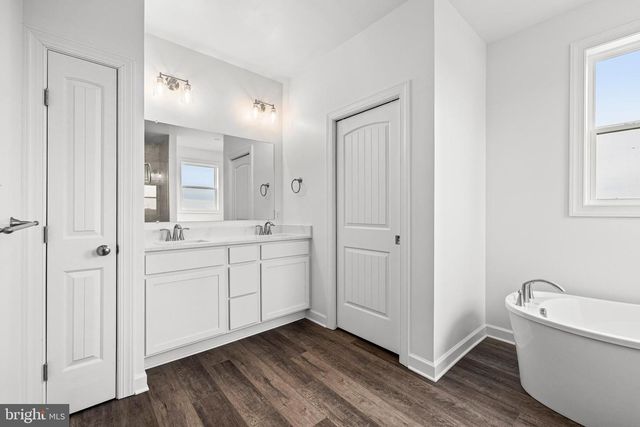 347 STEEPLE VIEW DR, Hanover, PA 17331