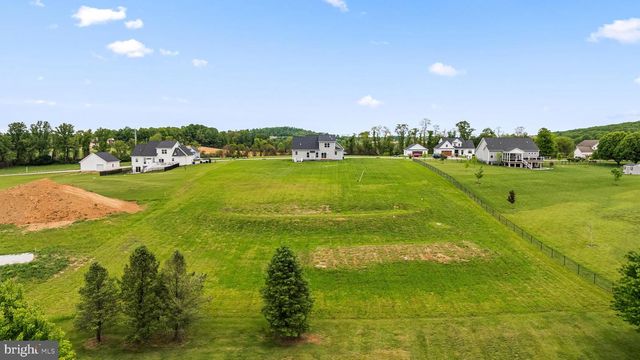 347 STEEPLE VIEW DR, Hanover, PA 17331