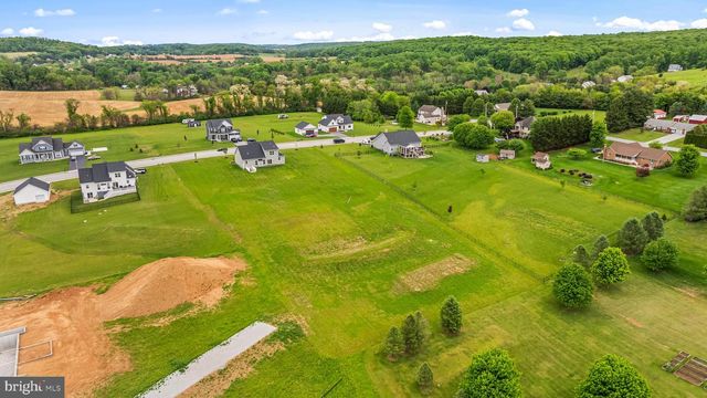 347 STEEPLE VIEW DR, Hanover, PA 17331