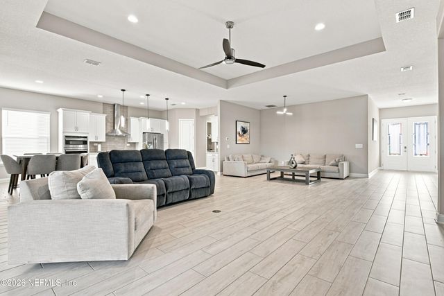 27 HOLLY RIDGE Way, St. Augustine, FL 32092
