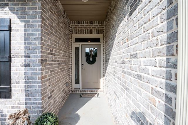 104 Eagle Heights Drive, Maysville, GA 30558