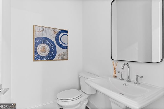 3667 Peachtree Road NE 13, Atlanta, GA 30319