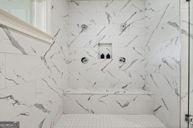 3667 Peachtree Road NE 13, Atlanta, GA 30319