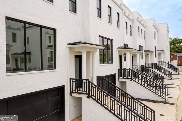 3667 Peachtree Road NE 13, Atlanta, GA 30319