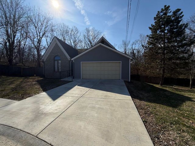 3622 Stamper Drive, Winchester, KY 40391