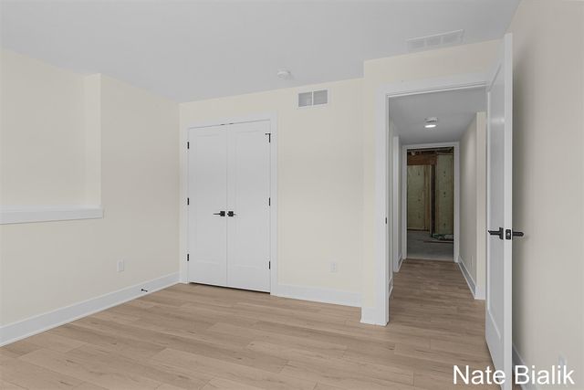 564 Sun Vale Lane, Grandville, MI 49418