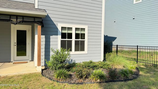 100 Falkirk Court, Carthage, NC 28327