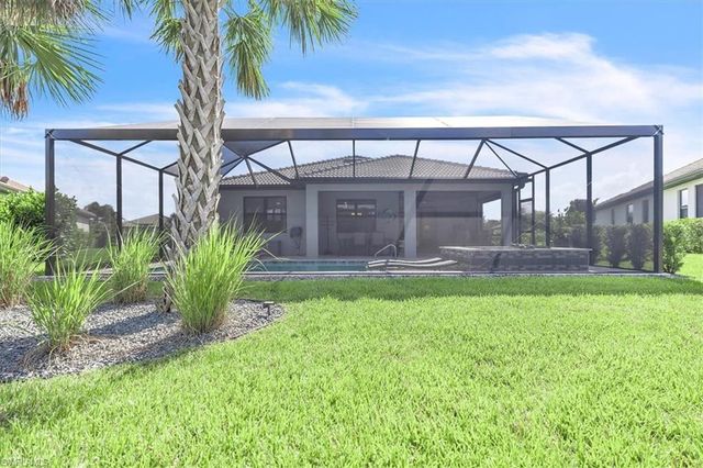 17146 Oakstead DR, Alva, FL 33920