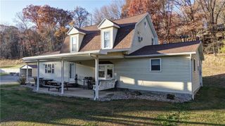 7736 Fort Laurens Road NW, Strasburg, OH 44680