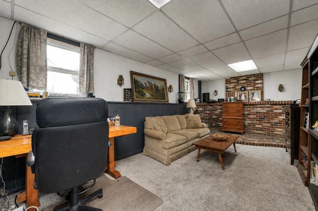 8 Toftree Lane, Dover, NH 03820