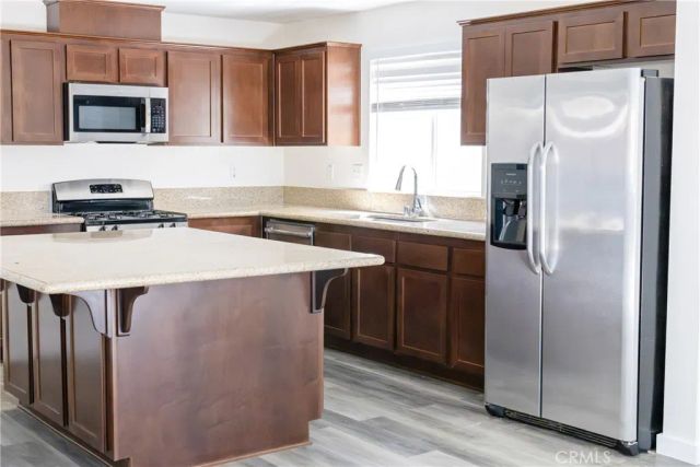 1305 Comfrey Leaf, Beaumont, CA 92223