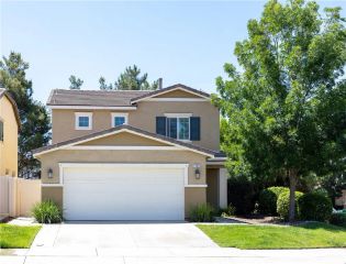 1305 Comfrey Leaf, Beaumont, CA 92223