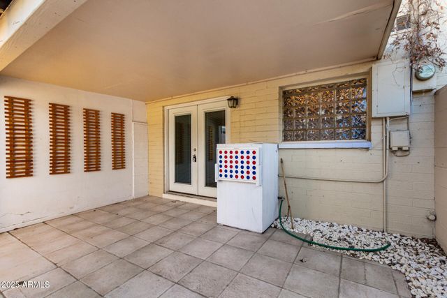 4438 E BELLEVIEW Street, Phoenix, AZ 85008