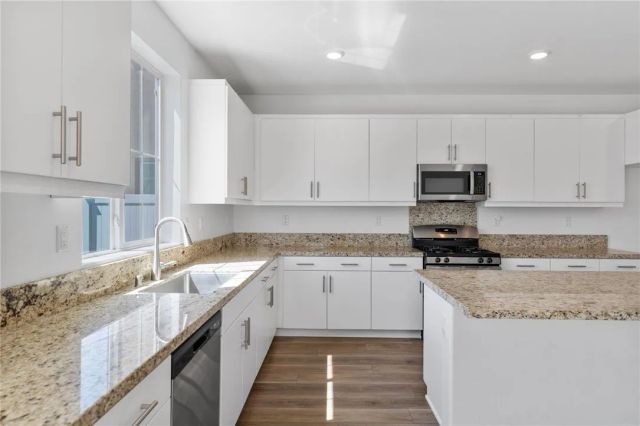 5117 Hoss, Hemet, CA 92545