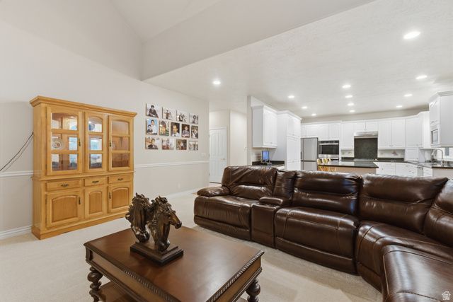 11943 S AUTUMN RIDGE DR, Sandy, UT 84092