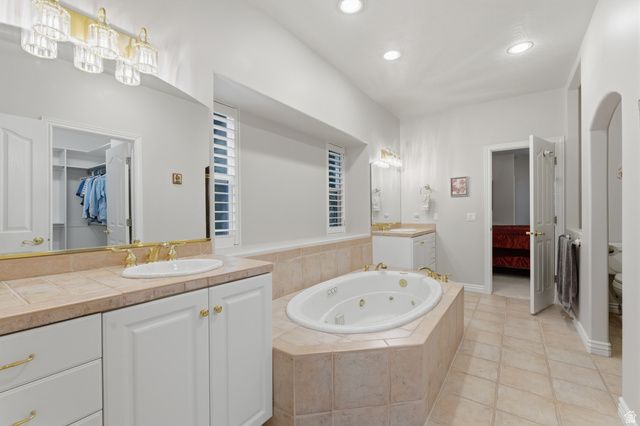 11943 S AUTUMN RIDGE DR, Sandy, UT 84092