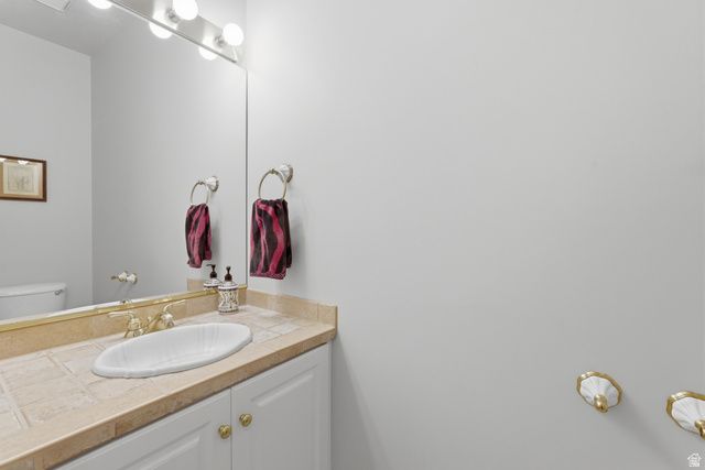 11943 S AUTUMN RIDGE DR, Sandy, UT 84092