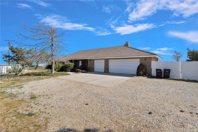 8695 Cantel Court, Oak Hills, CA 92344