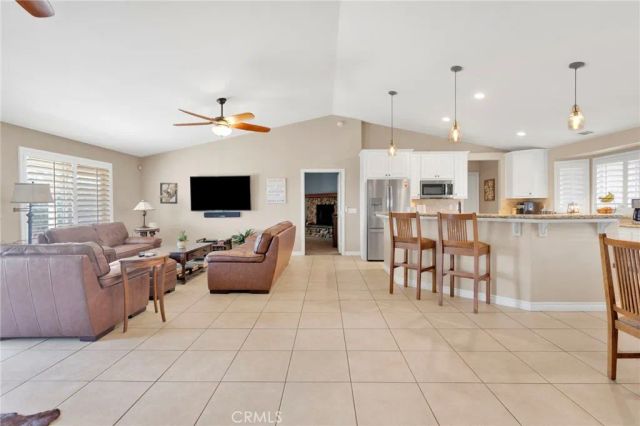 8695 Cantel Court, Oak Hills, CA 92344