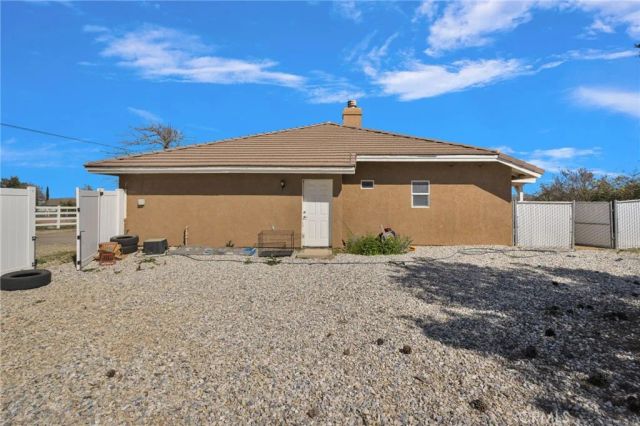 8695 Cantel Court, Oak Hills, CA 92344