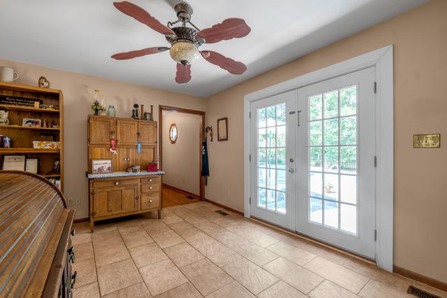 255 Shryocks Ferry Road, Versailles, KY 40383