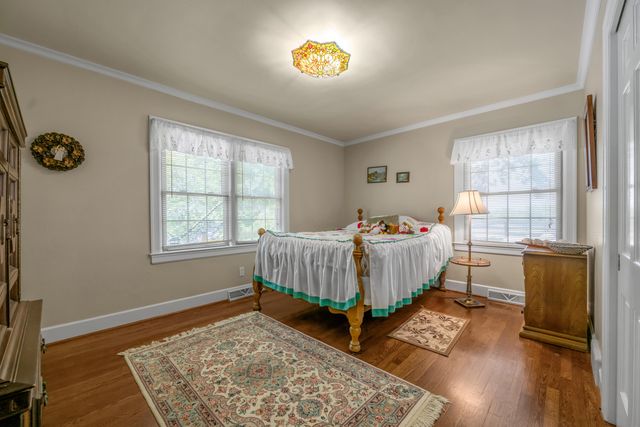 255 Shryocks Ferry Road, Versailles, KY 40383