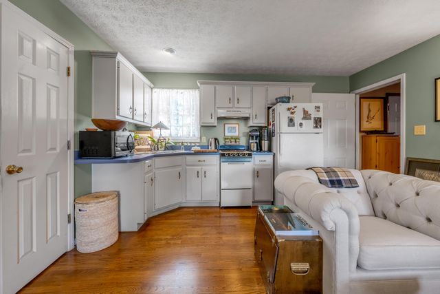 255 Shryocks Ferry Road, Versailles, KY 40383