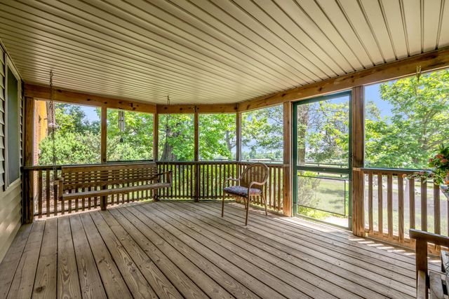 255 Shryocks Ferry Road, Versailles, KY 40383