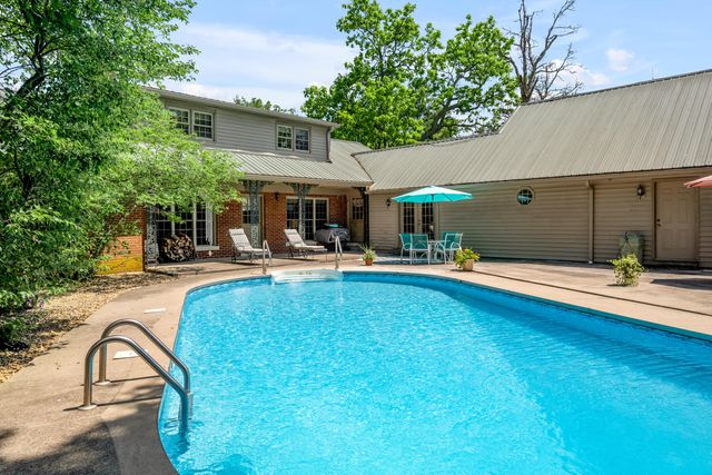 255 Shryocks Ferry Road, Versailles, KY 40383