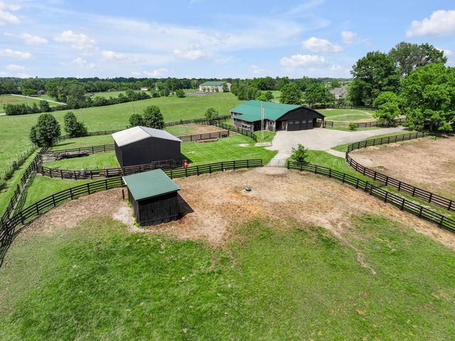 255 Shryocks Ferry Road, Versailles, KY 40383