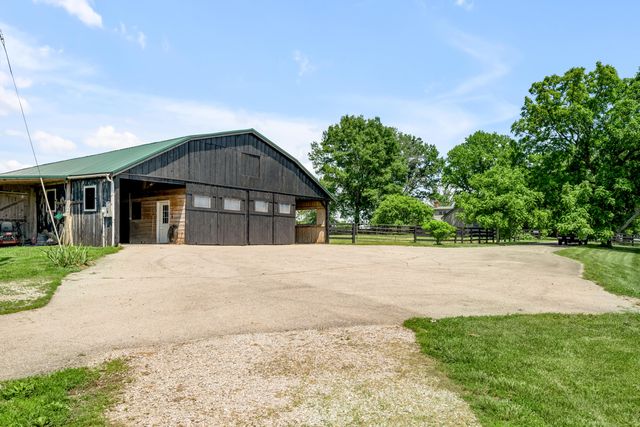 255 Shryocks Ferry Road, Versailles, KY 40383