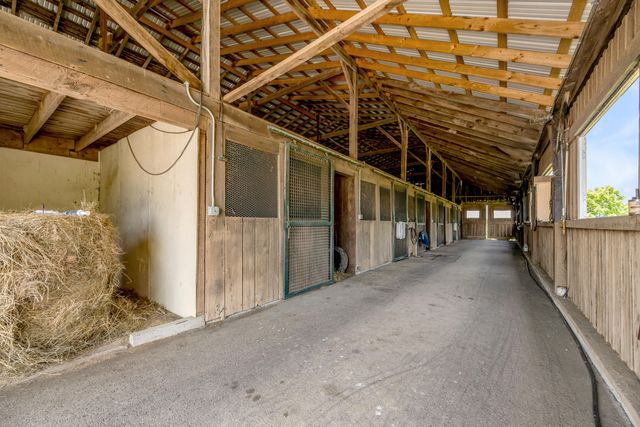 255 Shryocks Ferry Road, Versailles, KY 40383