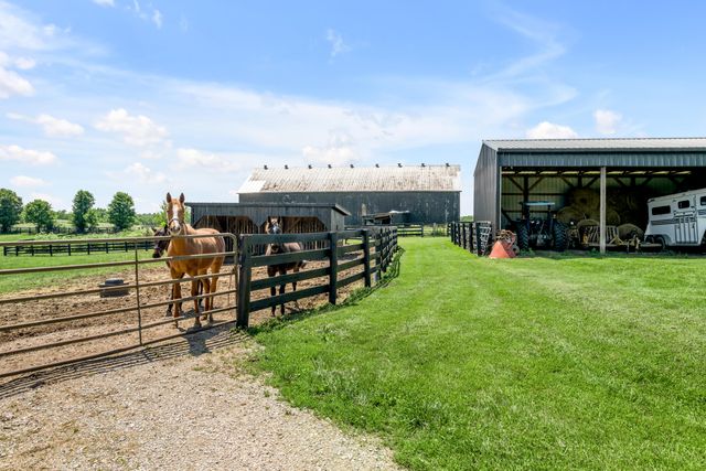 255 Shryocks Ferry Road, Versailles, KY 40383