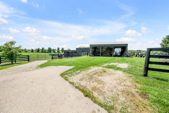 255 Shryocks Ferry Road, Versailles, KY 40383