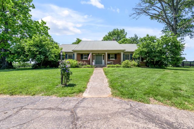 255 Shryocks Ferry Road, Versailles, KY 40383